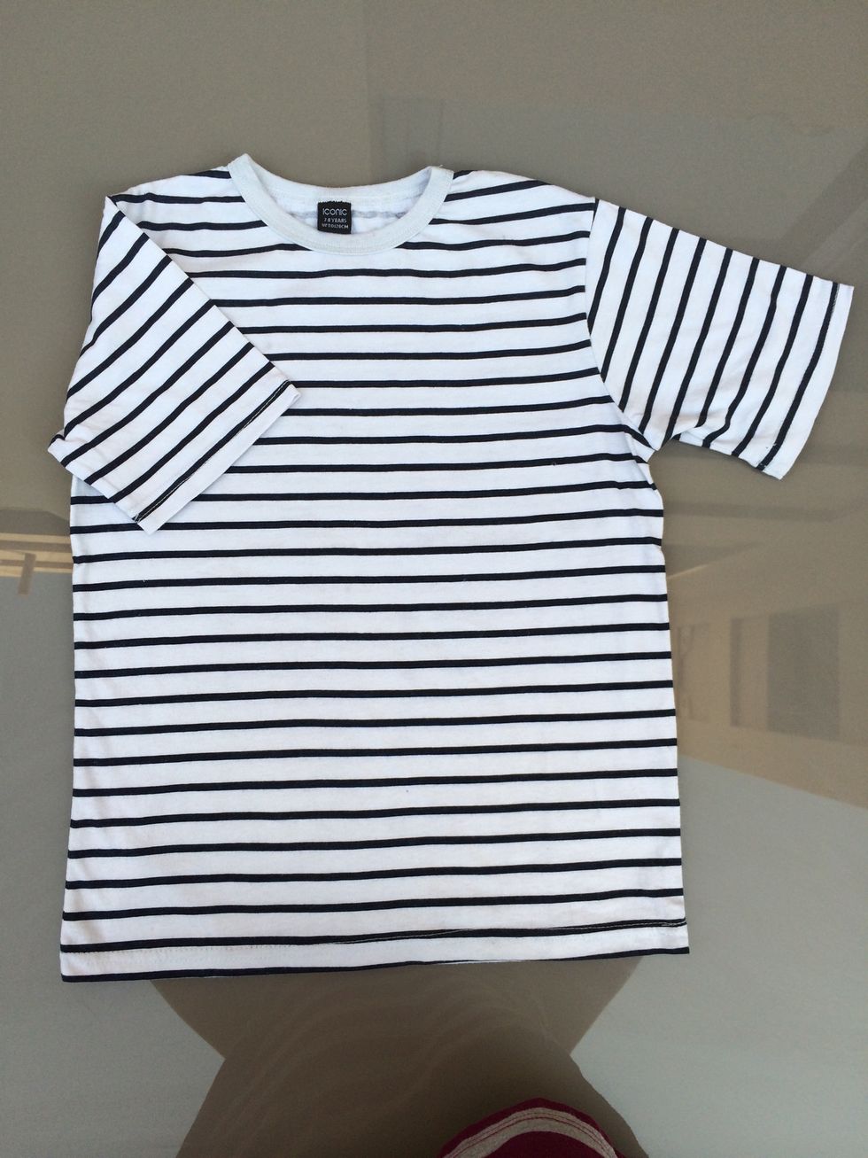 First you have to choose an old T-shirt.