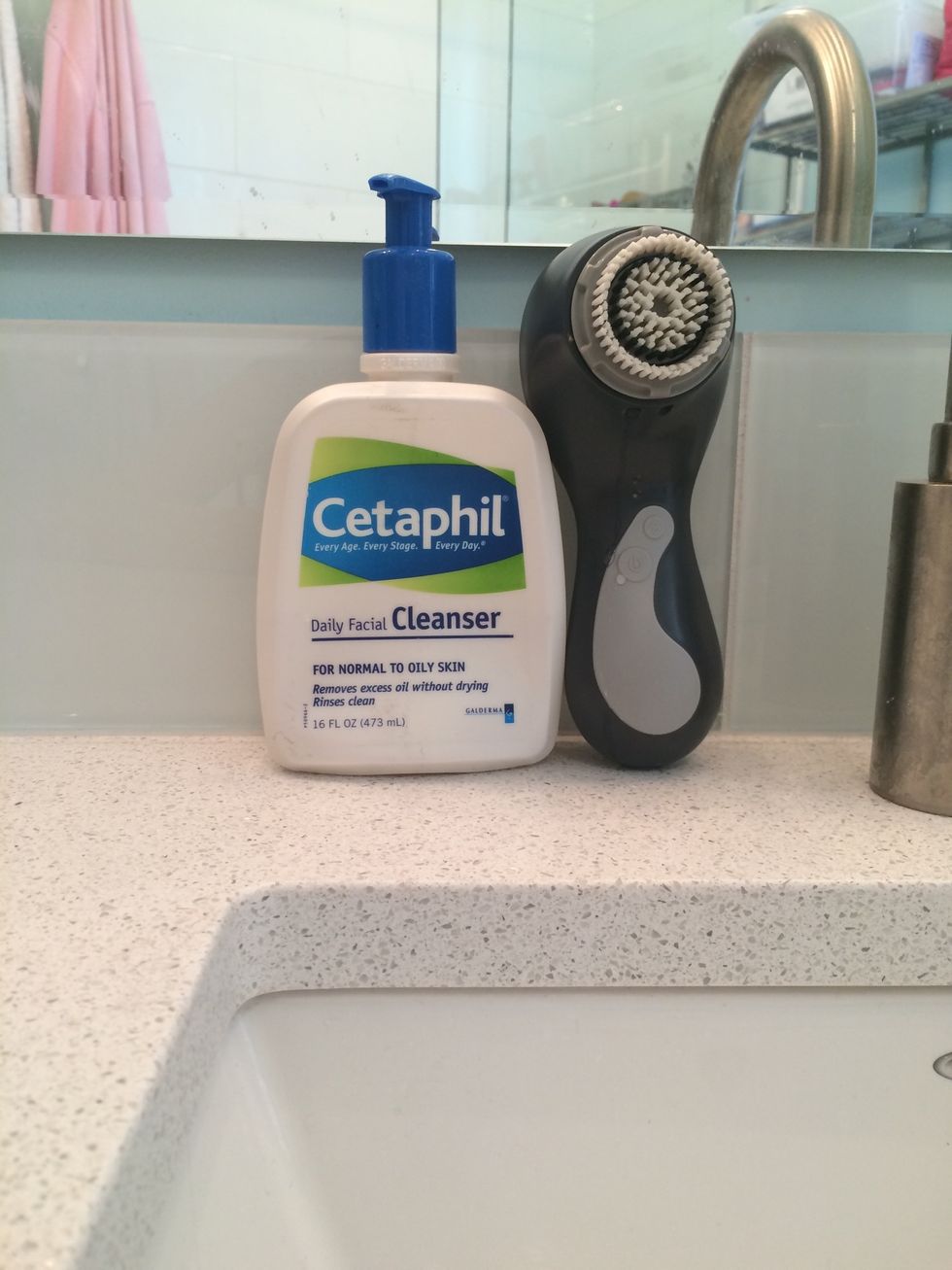 First you'll want to wash your face so you have a clean and fresh face.