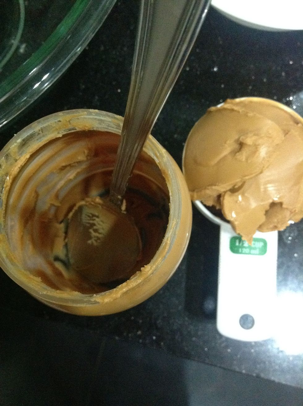 First you need to make the peanut butter mixture. Now scrape allllllllll of the peanut butter \ud83d\udc4d\ud83d\udc4d\ud83d\udc4d\ud83d\udc4dheheh