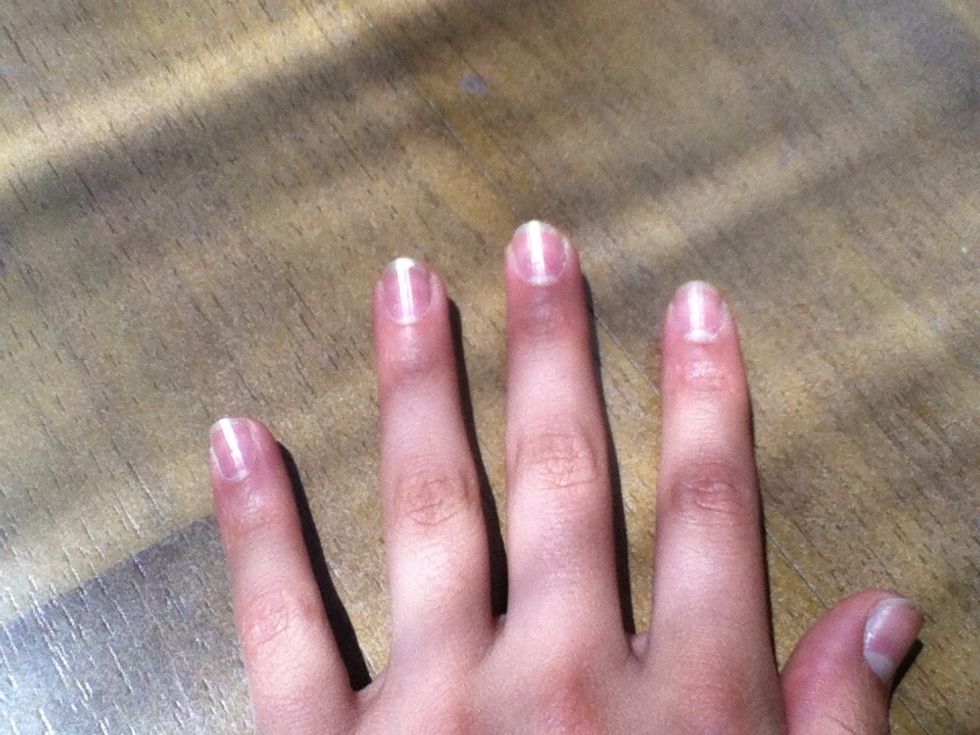 First you need yor nails with out nail polish