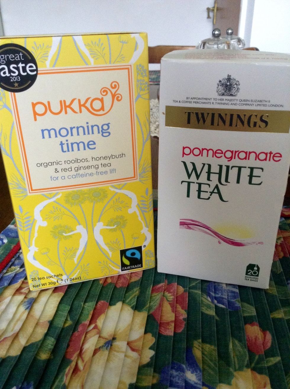 Fist, boil some water to make some tea. You can make as much as you like. Green tea is preferred, as well as white tea. I drink Rooibos(OK it's not green) in the morning, and white tea in the evening.