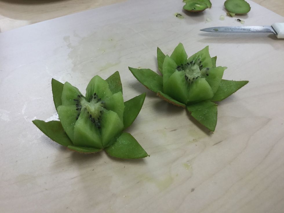 Flatten out skin petals