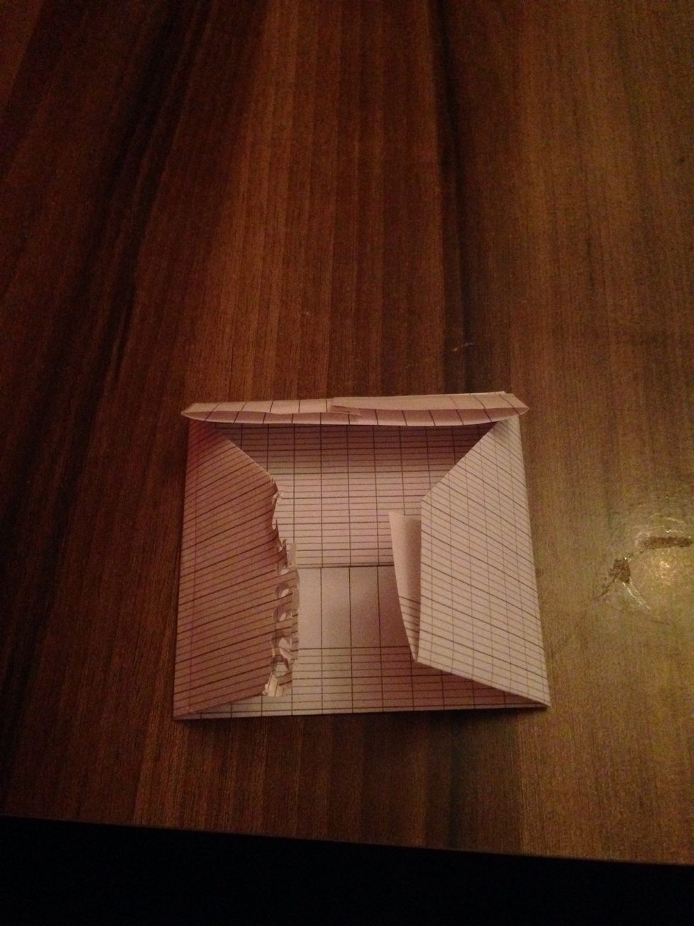 Flex to the bottom the piece who's in the top