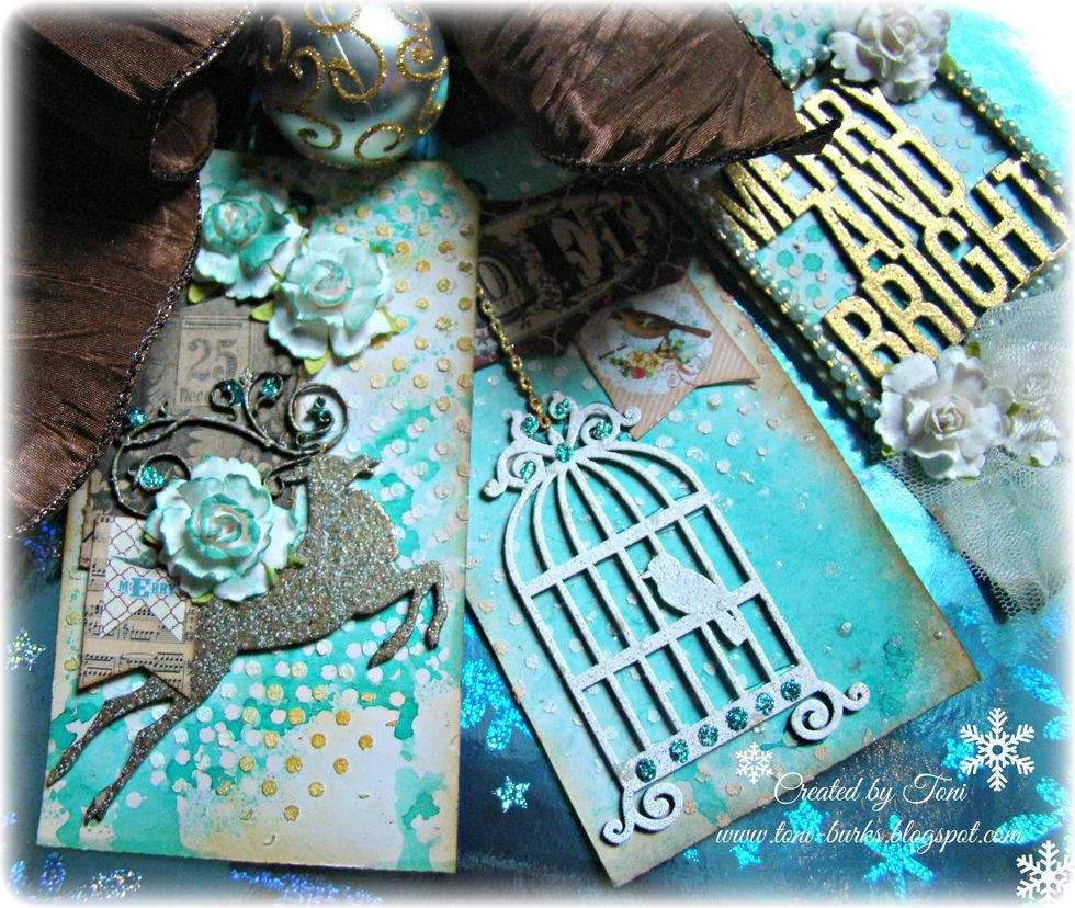 Flowers, pearls, charms etc. can be added .