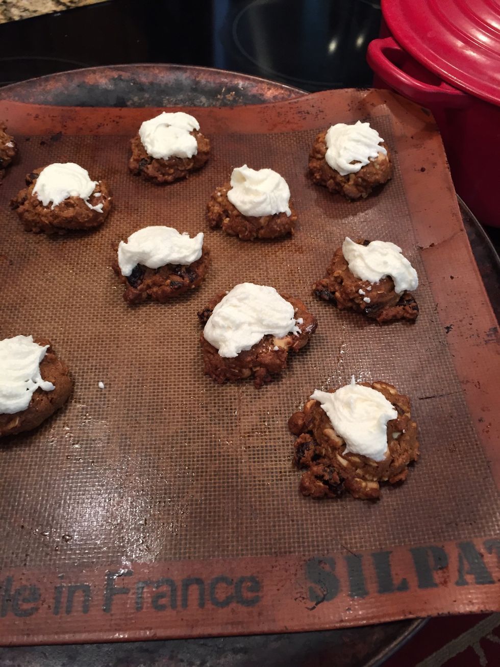 Fluffy marshmallow cream cream cheese frosting is good too :)