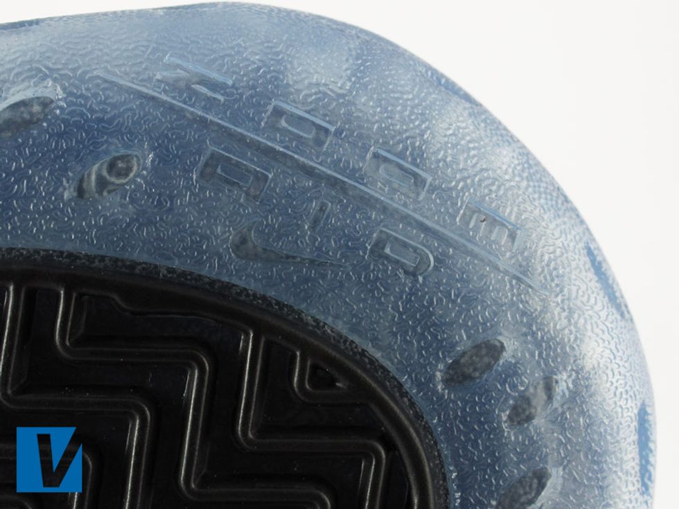 Foamposite 1 midsole's feature the unique Nike Zoom unit for maximum impact recovery, the Zoom Air logo will be embossed into the sole near the toe tip.