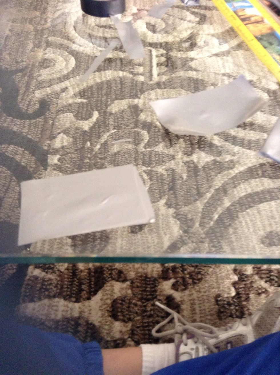 fold 2 on eachother and do the same with the other 2