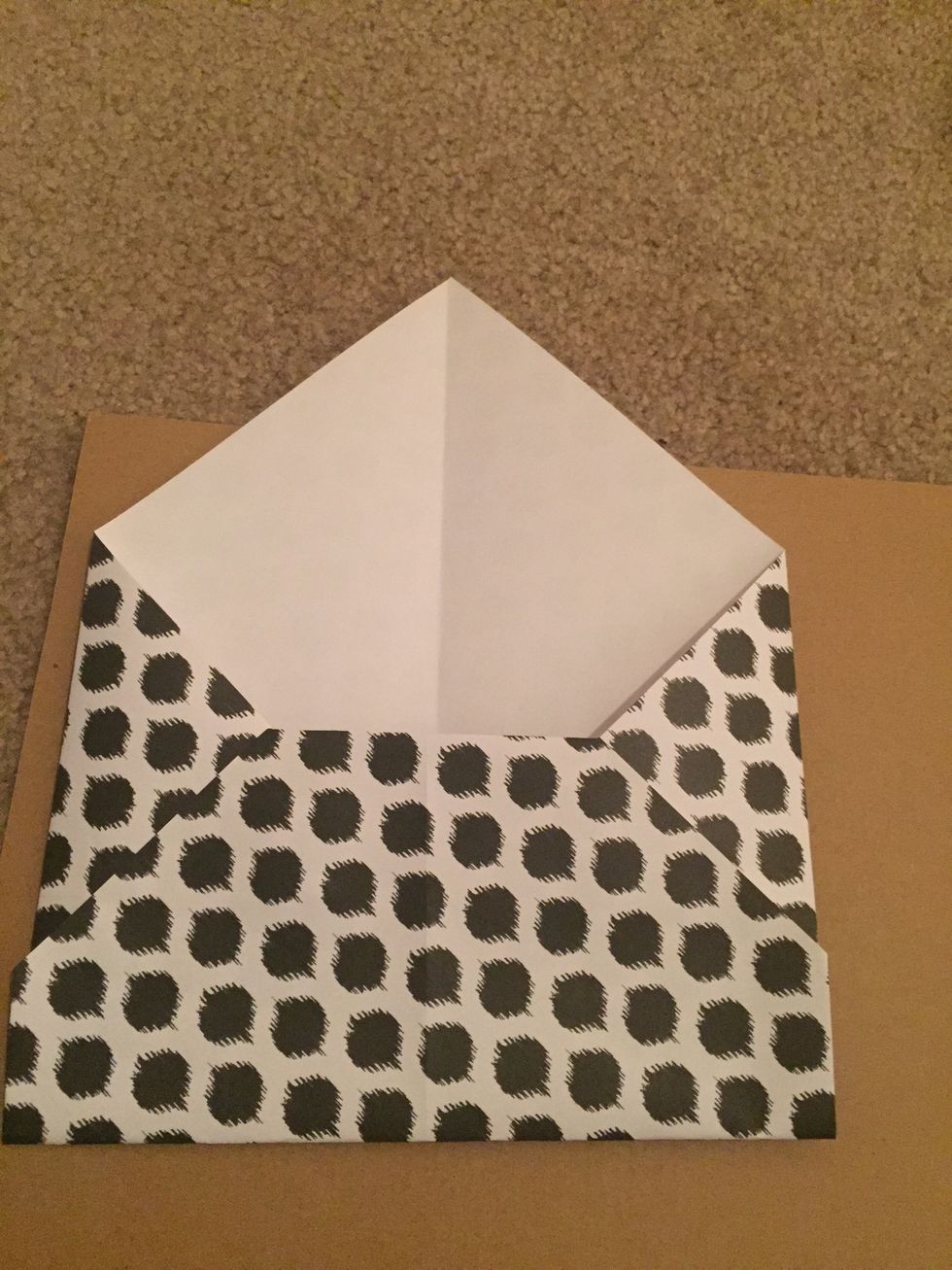Fold in & your envelope should now look like this.