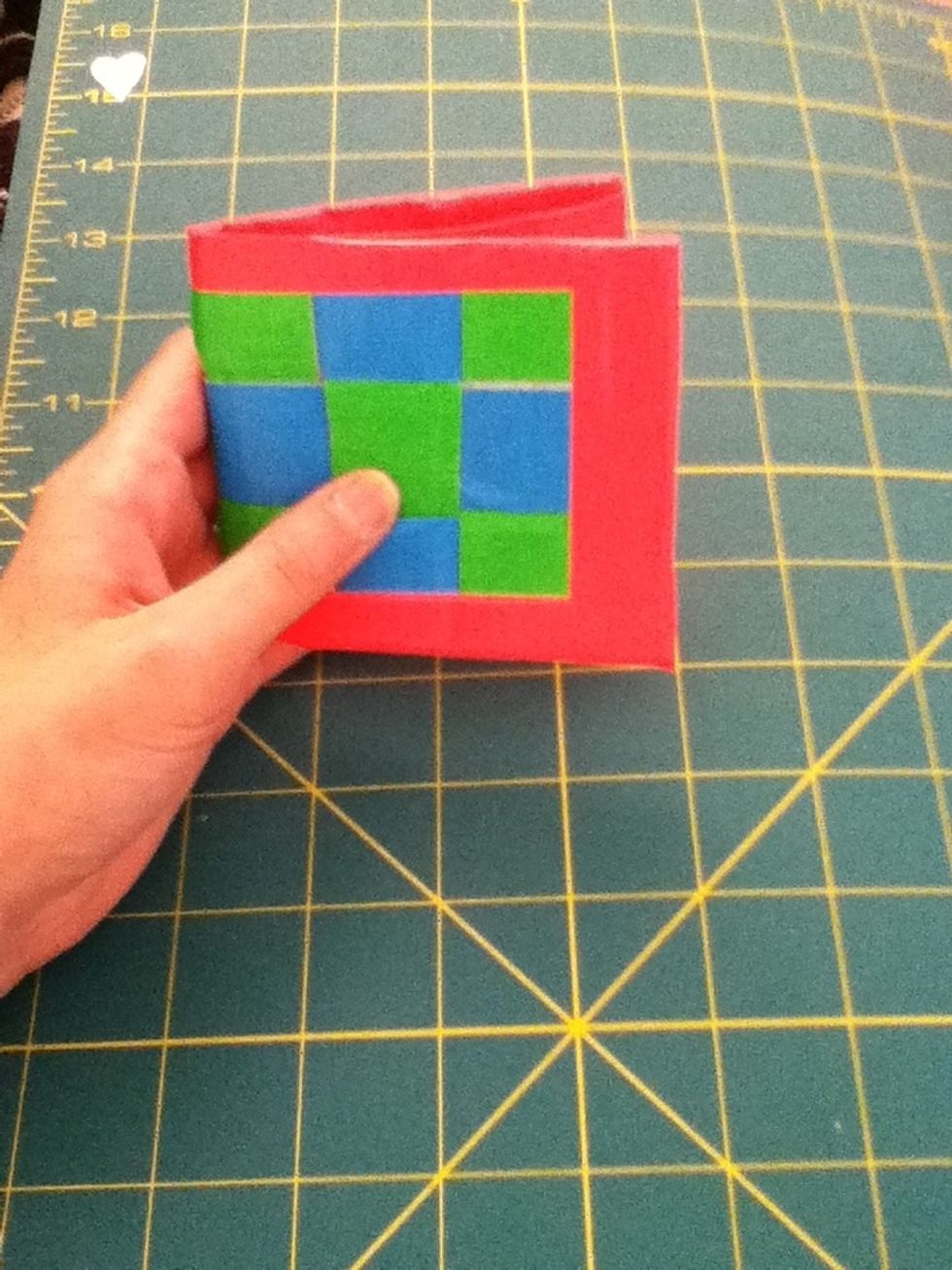 Fold the wallet in half and your done!!