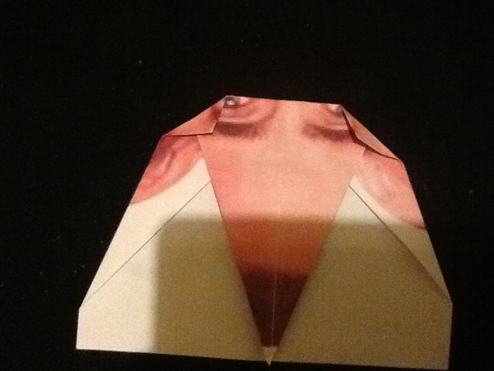 Fold those corners down like ya mean it :3