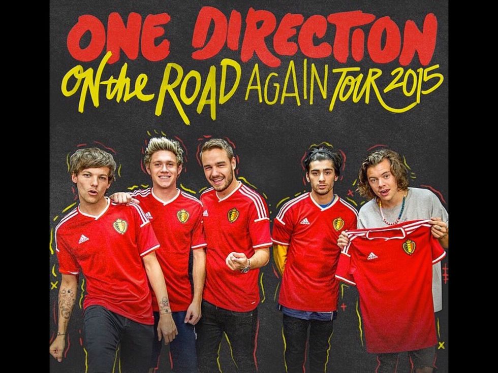 Follow other fan accounts that are interested in your boyband. Be friends with people who love your band just as much as you do.