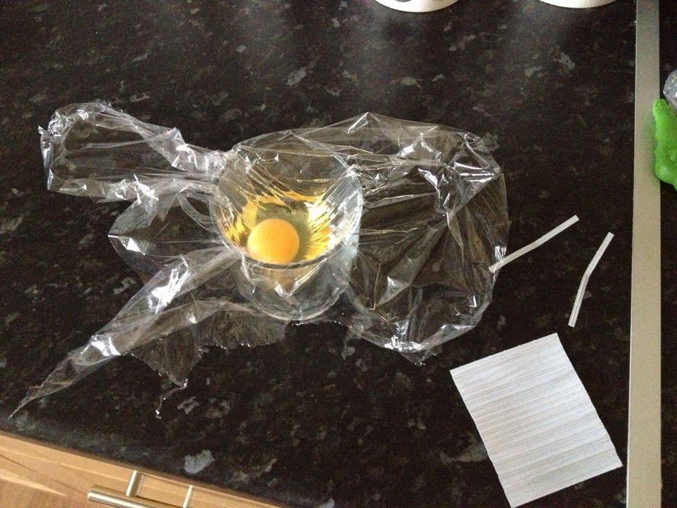 Food bag tie wraps ready
