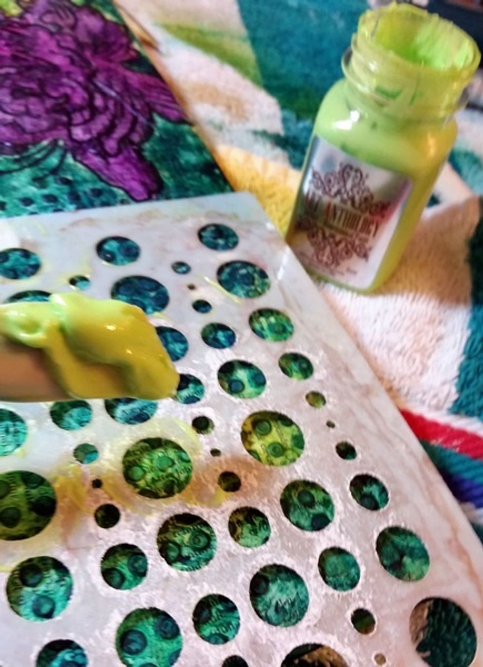 For a bit of a pop I added a layer of Tink Sorbet through our Bubbles stencil, randomly around the canvas.