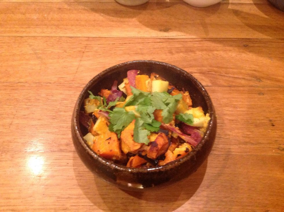 For a vegetarian alternative coat vegetables such as potato, sweet potato, onion and carrot in the same tandoori marinade