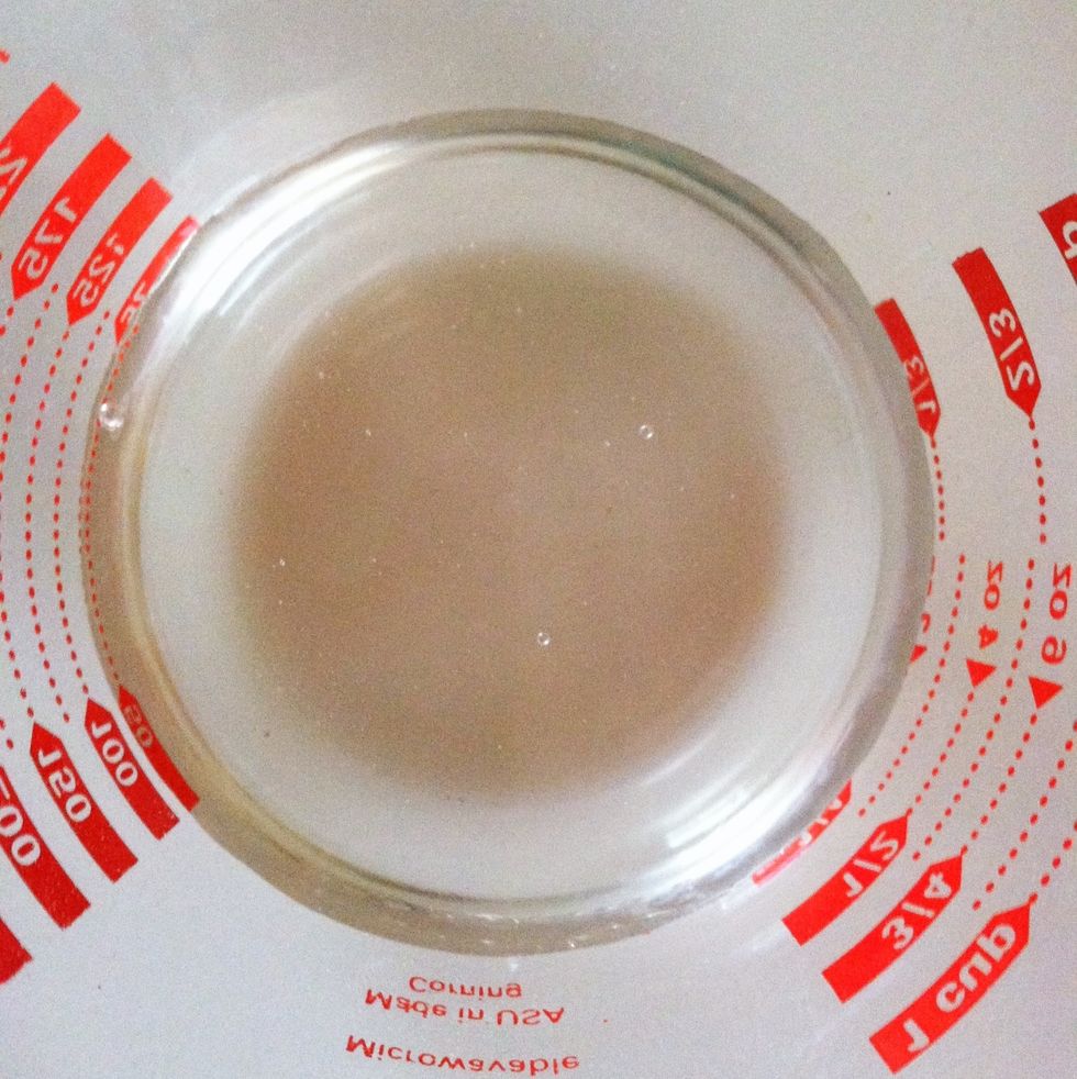 For each banana, use 1/4 cup of simple syrup. Pour into a heavy pot and use moderate heat to boil the syrup. Carefully swirl the mixture every few minutes. Be very careful as it gets very, very hot.