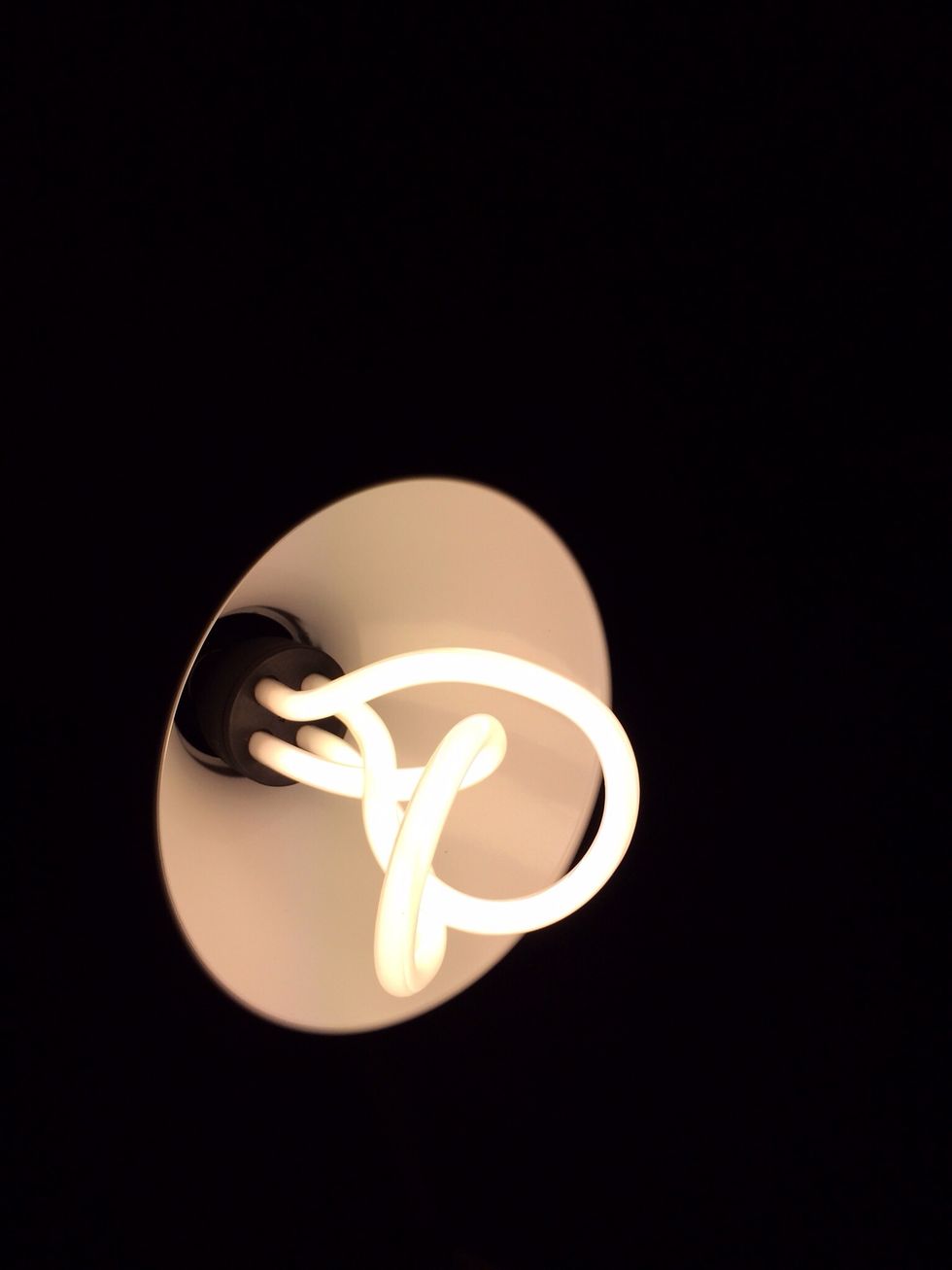 For his "face" I used a special bulb: The Plumen 001 to make it more interesting