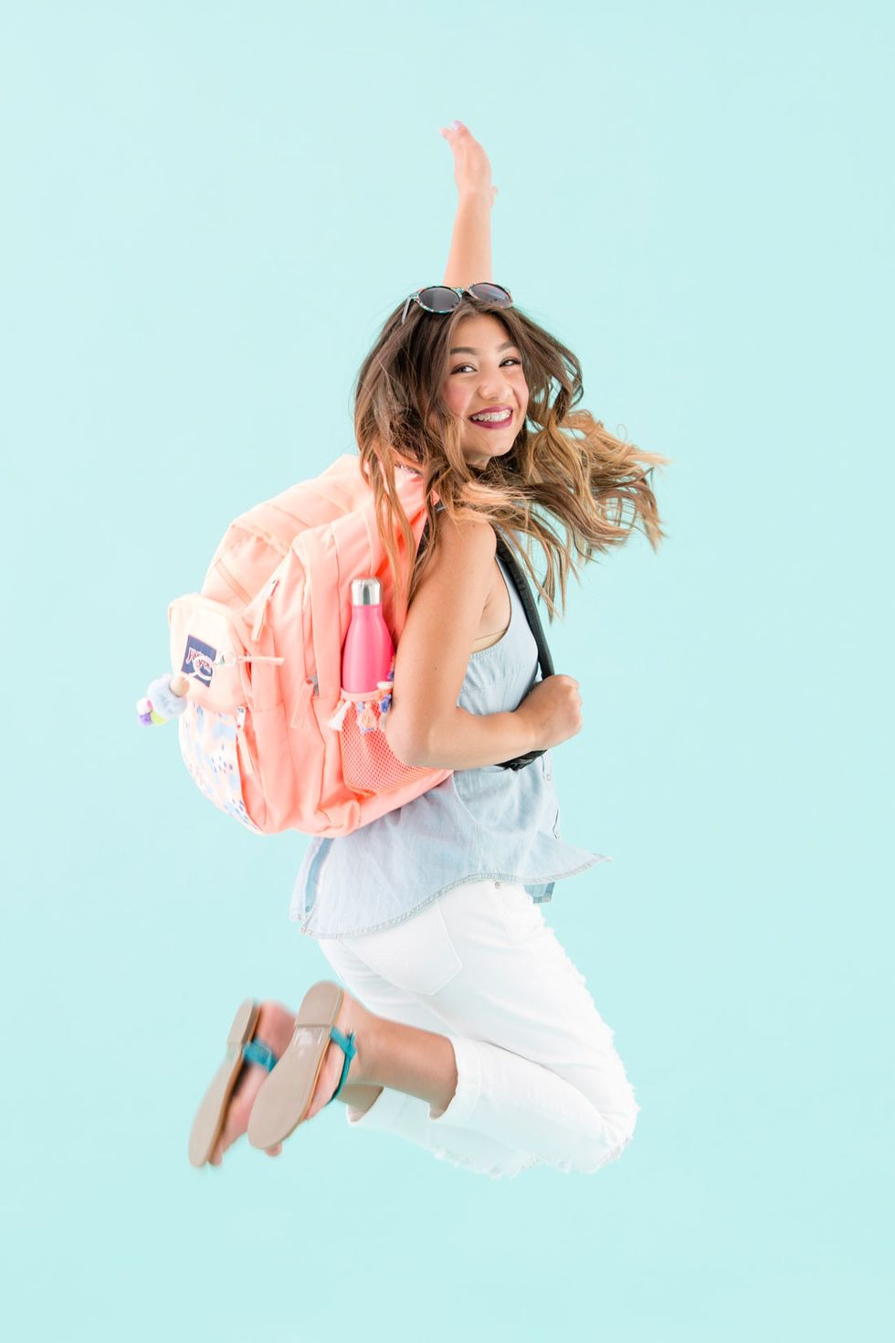 For more backpack DIYs, click here: https://www.brit.co/backpack-hacks-to-diy-for-back-to-school/