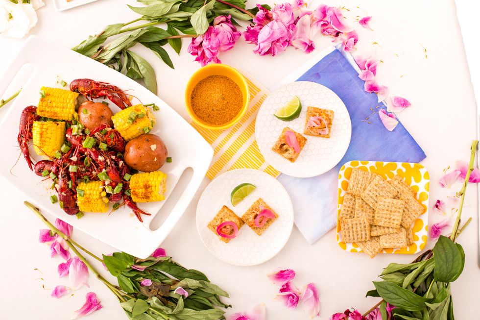 For more Seafood TRISCUIT Cracker Bite recipes, click here: http://www.brit.co/crawfish-appetizers/.