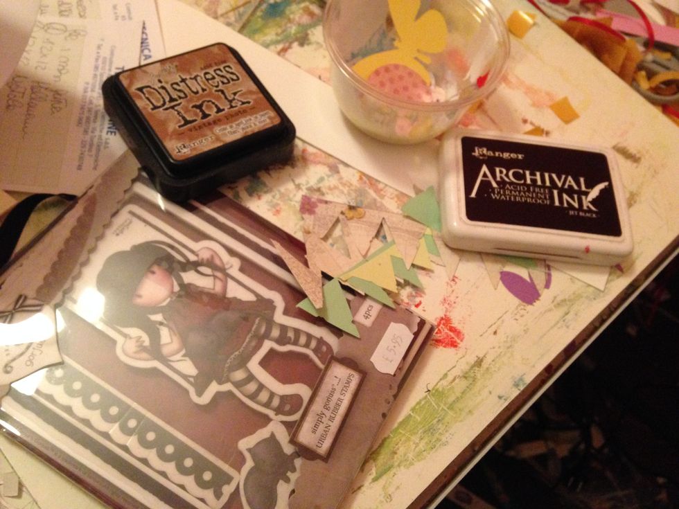 for my card i choose these stamp by Santoro's Gorjouss