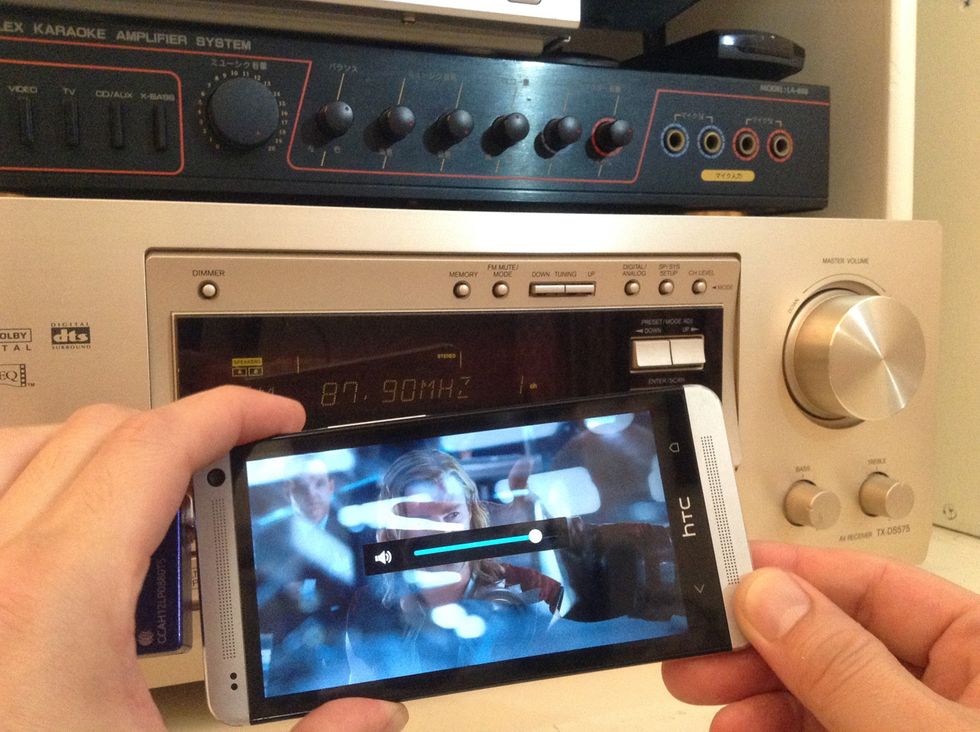 For optimal sound quality, set the output volume of the droid phone to 80 precent.