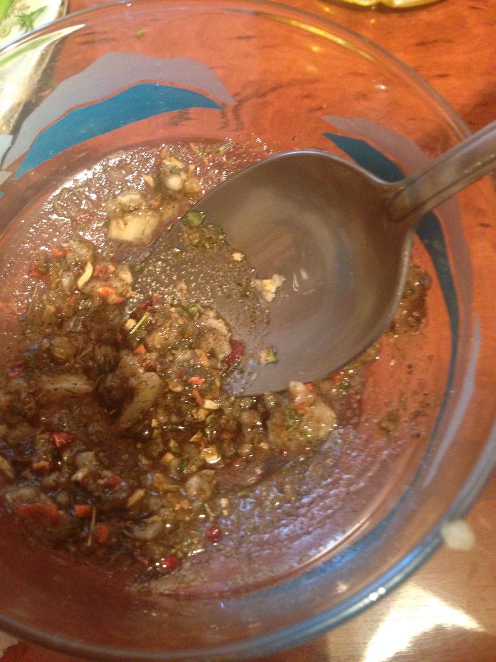 For sauce we need garlic, salt, black pepper, and one table spoon oil