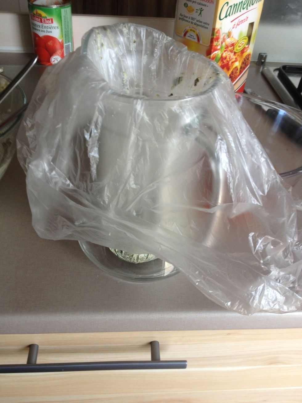 For the filling, place a plastic bag in a jug and add all the mixture. If you have a piping bag it will work better.