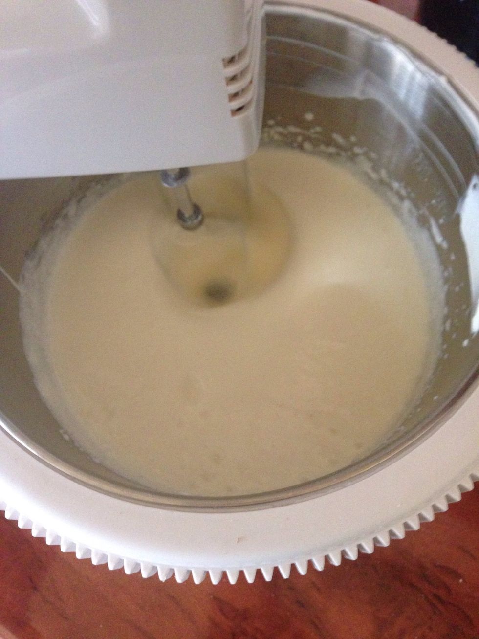 For the frosting mixed together sour cream, sugar and vanilla until smooth