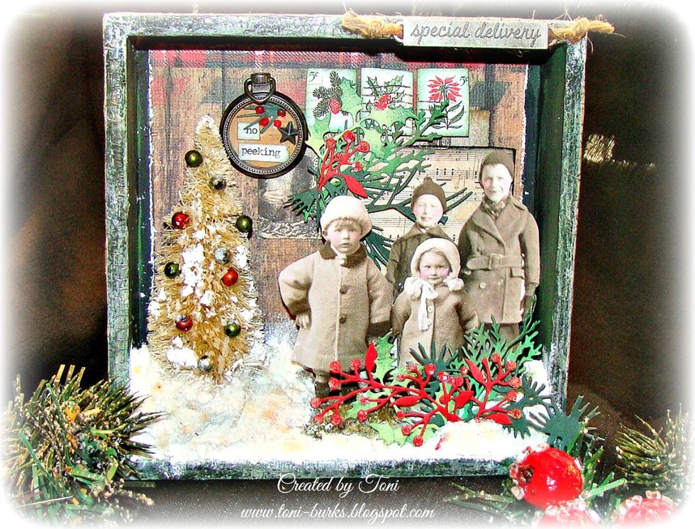 For the last diorama the tree was bleached out the pearls on the tree are painted with Sorbet Ferrari and Parakeet and the snow was created with the recipe shown previously.