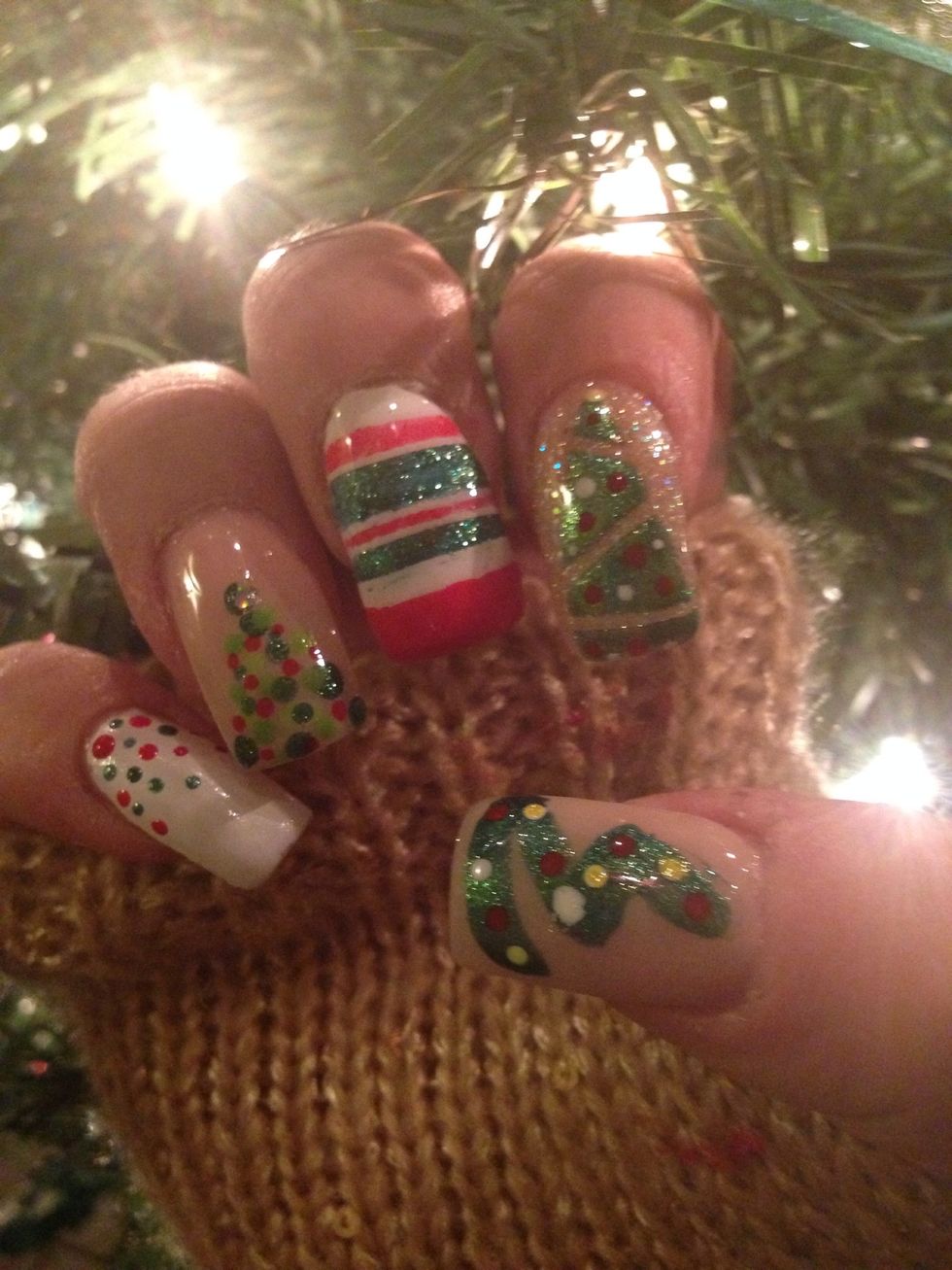 For the pinky I just painted it white and added red, and green dots.