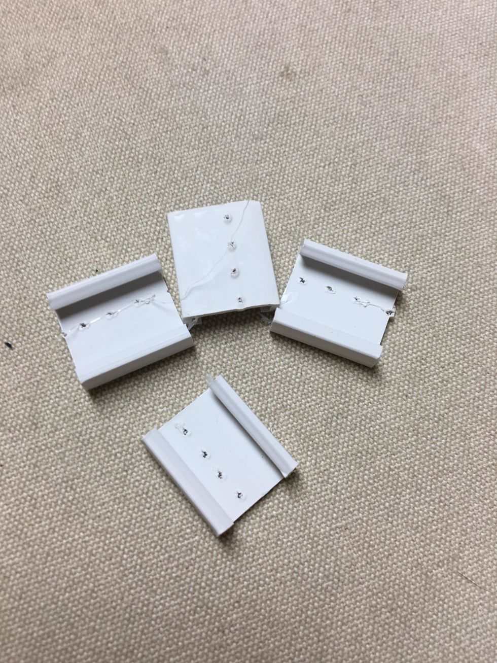 For the Pop Up Method with Clips, divide the finished width of the shade by 6" spaces. (1 clip will be placed at approx every 6 inches of shade width). For a 60" window you will need 11 clips.