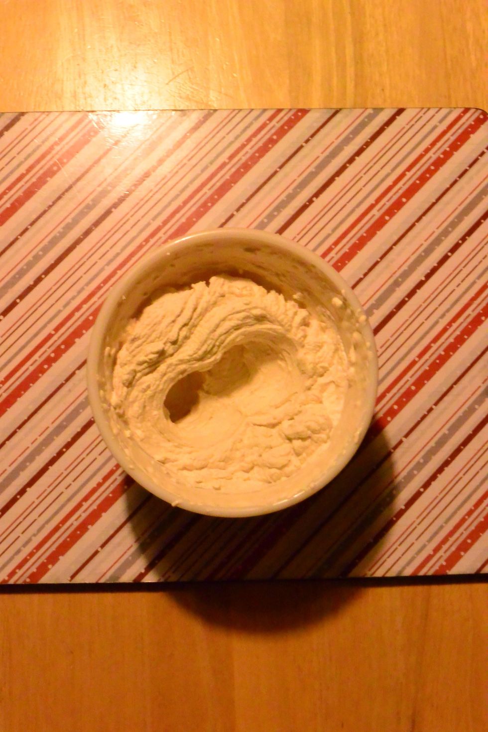 For the tea-infused whipped cream, bring 1/2 cup cream to a light boil. Steep 2 tbsps of DavidsTea Cream of Earl Grey for 15 min. Let it cool, mix 1/2 cup more cream and whip.