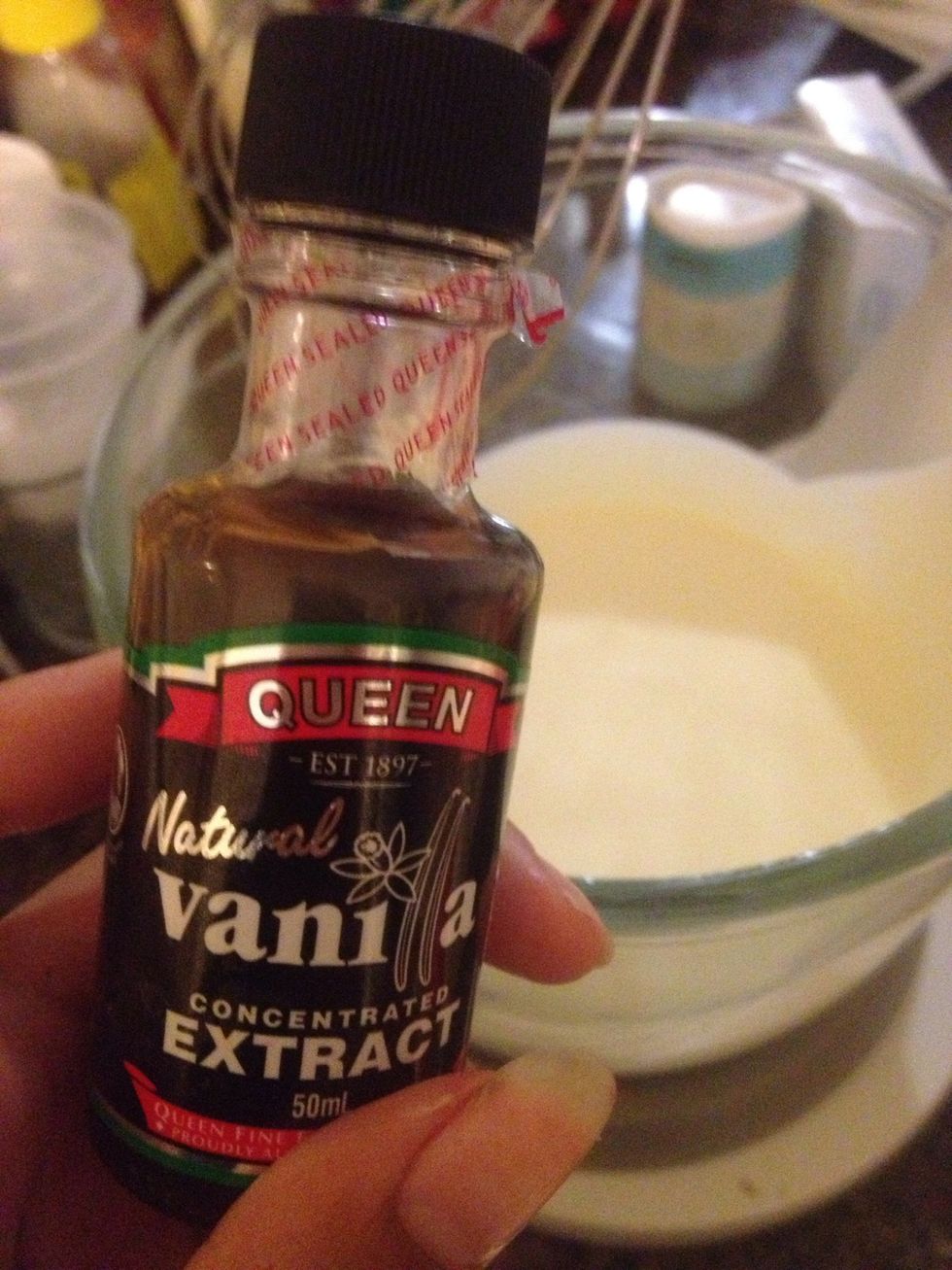 For the whipped cream...put some thickened cream on a bowl,whisk it, put caster sugar and some drops of vanilla extract..whisk until it become thick