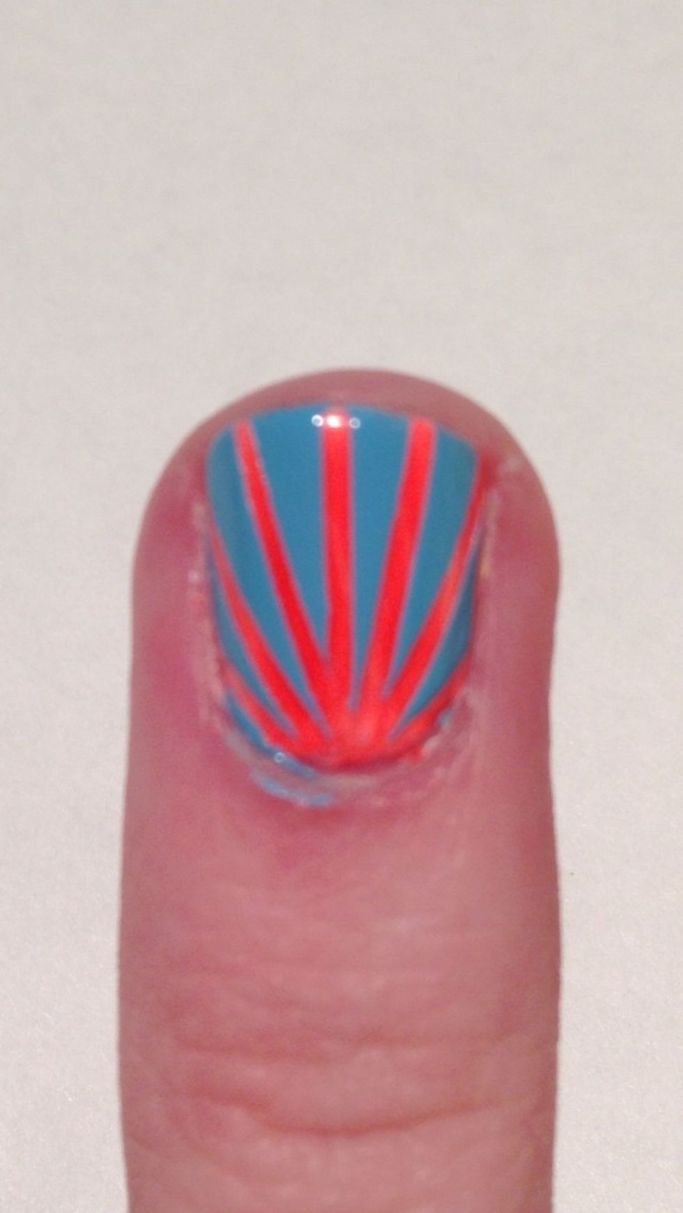 For this design you will need about 5-7 pieces of tape.