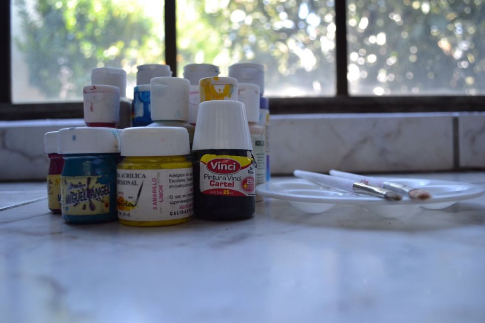 For this part you'll need paint or acrylic paint and brushes