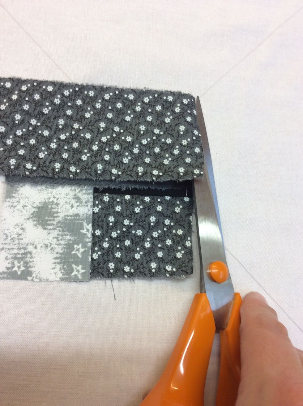 Forts\u00e4tt att bl\u00e4ddra fram i bilderna .........