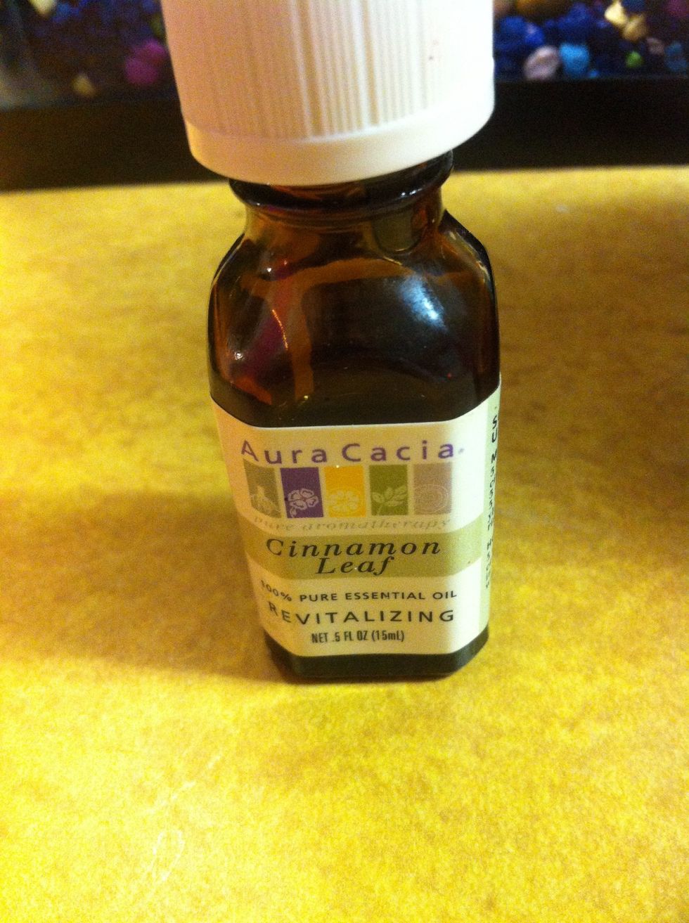 Four drops cinnamon leaf essential oil