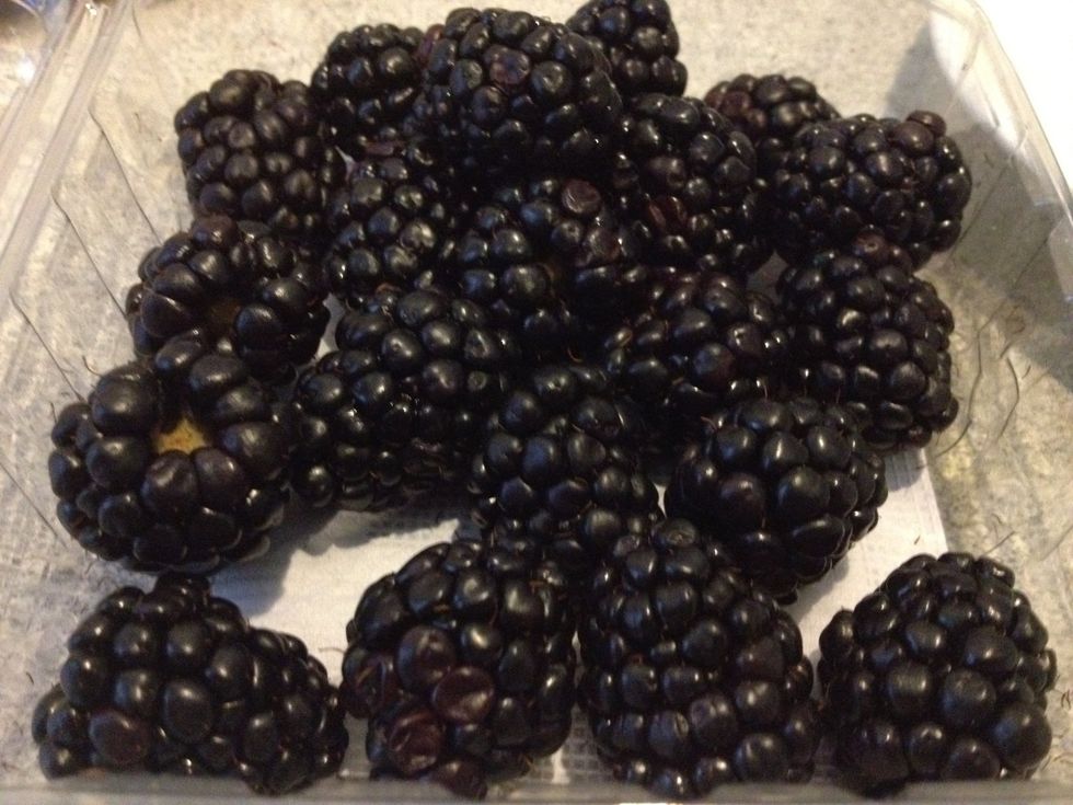 Fresh berries for the side