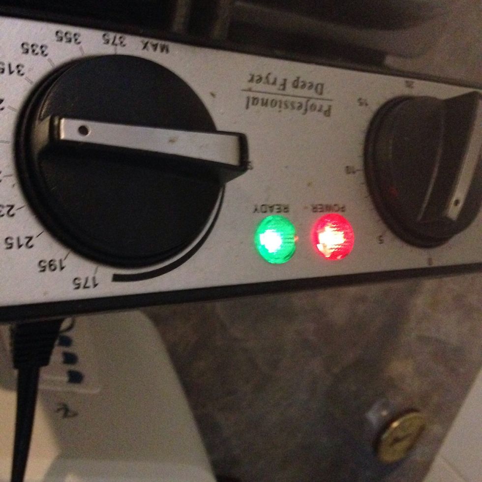 Fried for less then 5 mins. Its is very fast. Make sure to put the heat to medium.