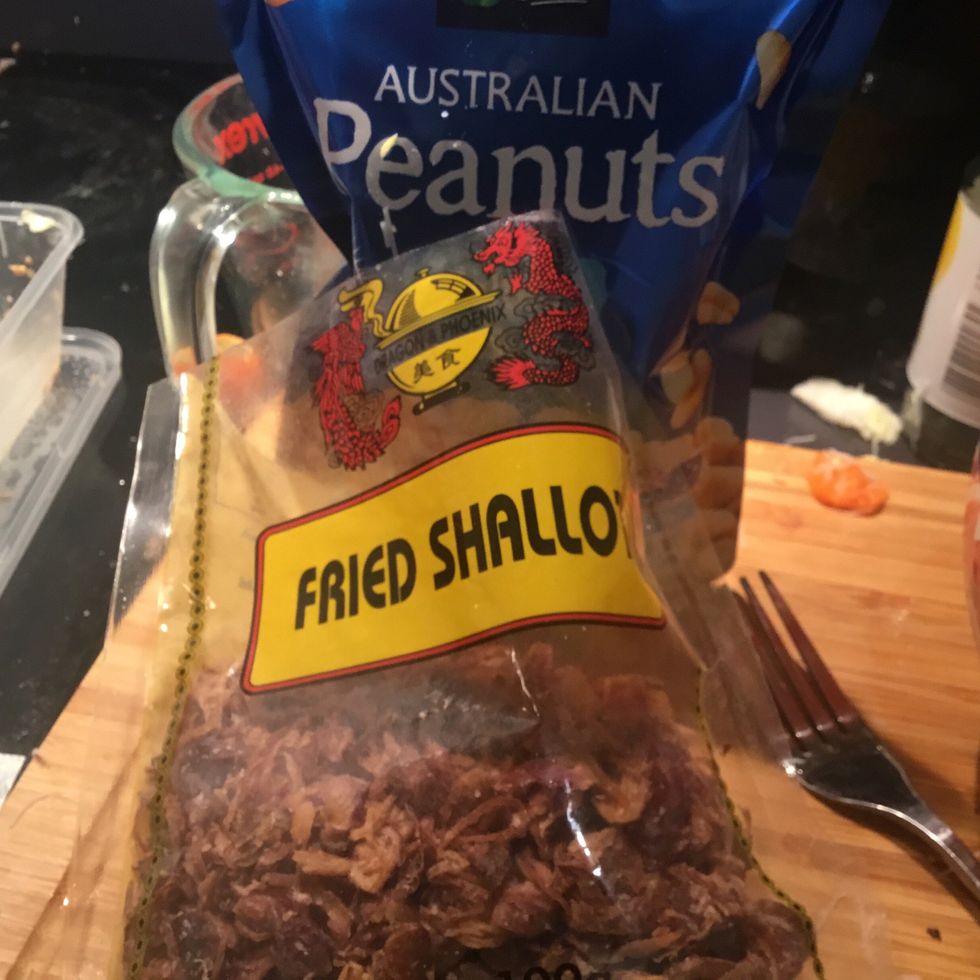 Fried shallots and peanuts for garnish.