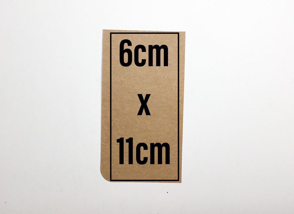 From an additional tag you will need to cut a piece 6cm x 11cm as shown.