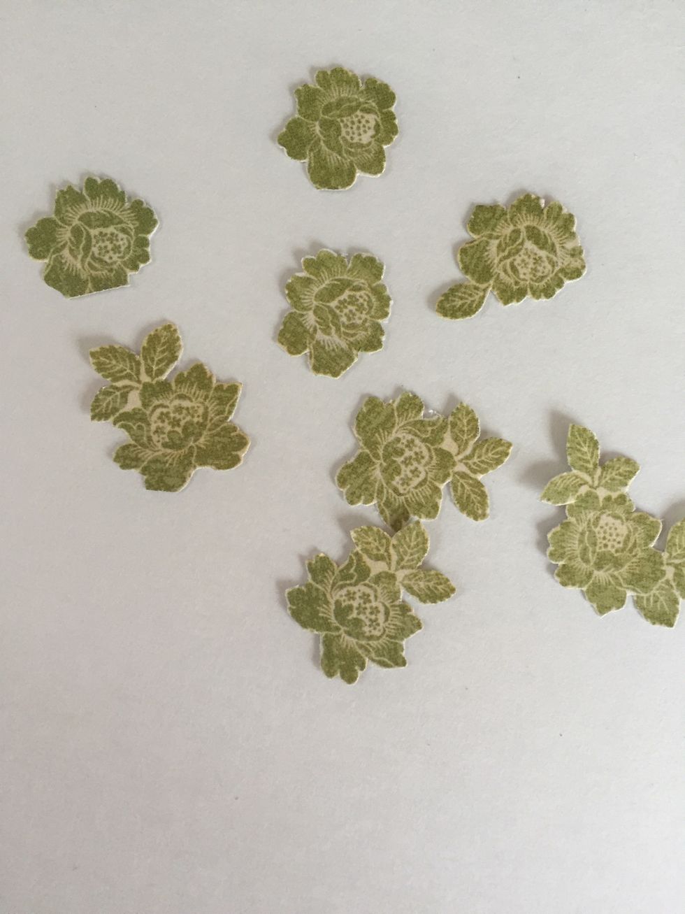 From Springtime paper, fussy cut the flower images.