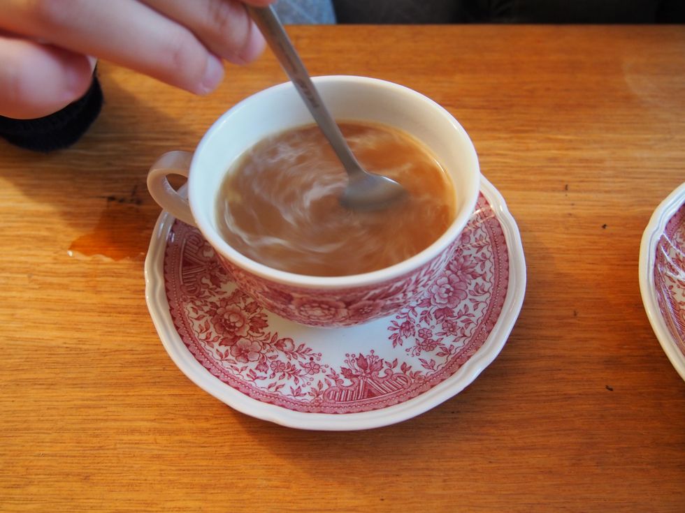 From the second cup on the tea should be stirred.