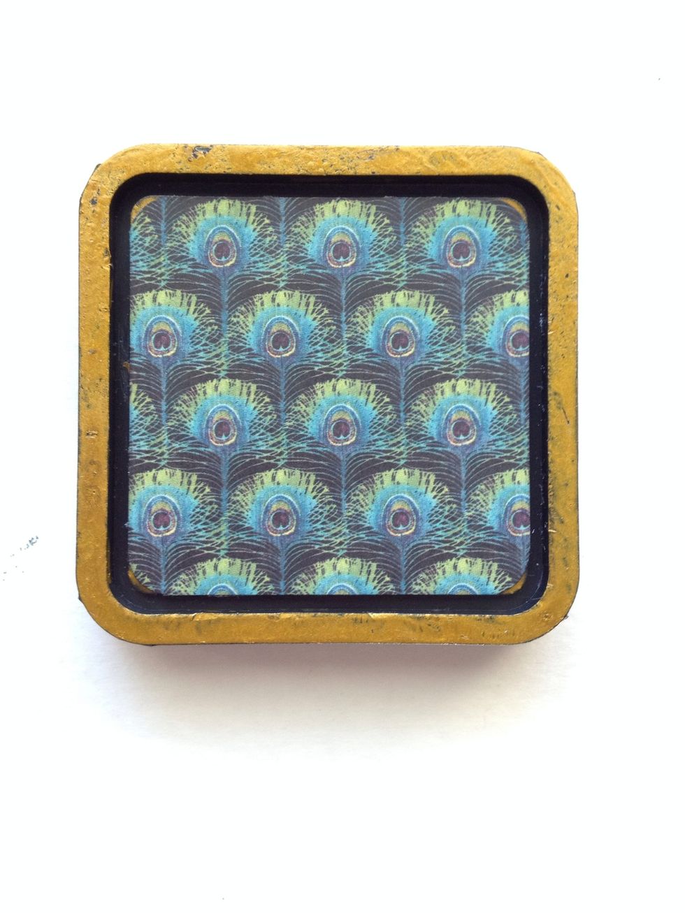 From your Stunning paper, cut a 2 3/8" square, round the edges, then adhere on top of the chipboard.