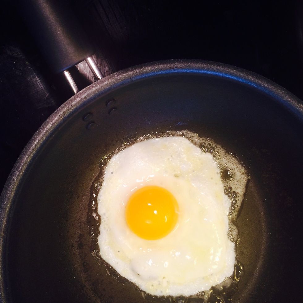 Fry egg