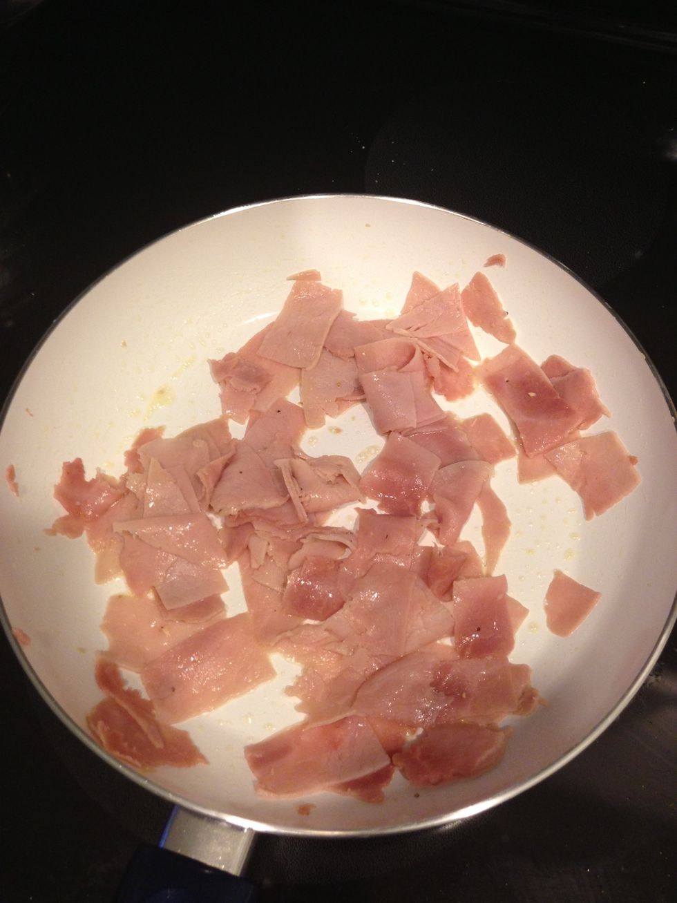 Fry ham with oil or butter on medium. Do so until crispy. Mmmmm Fried porkkk