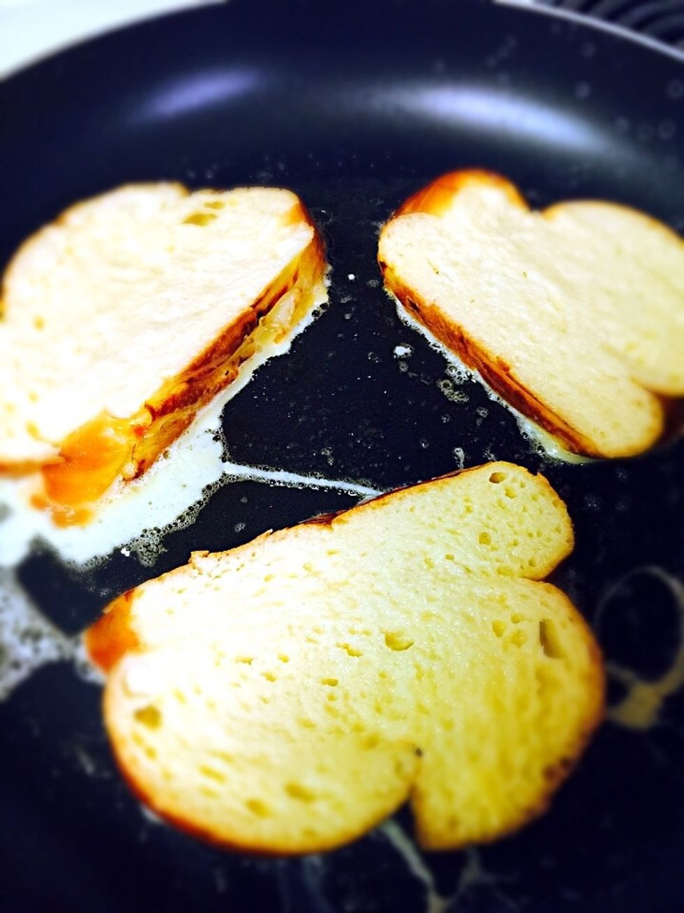 Fry on one side uncovered