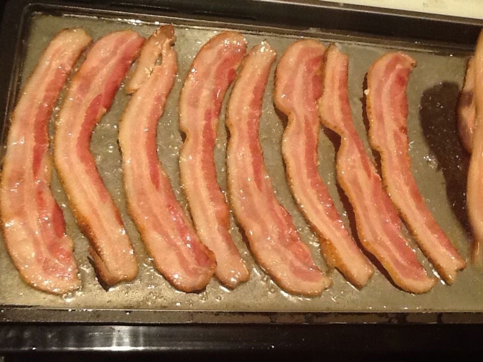 Fry the bacon crisp.