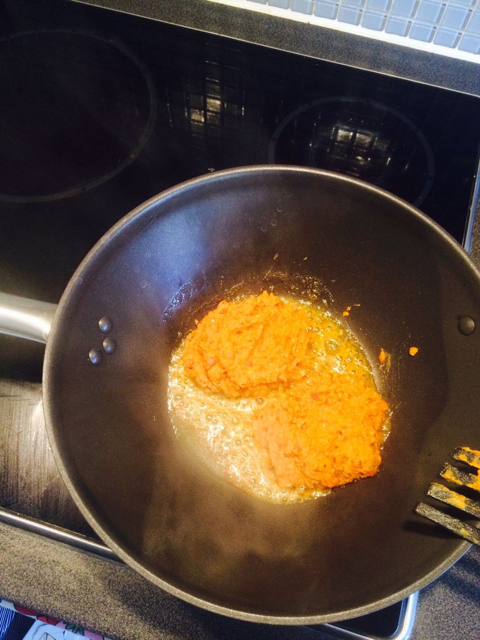 Fry the burger mix (my mix made 4 small burgers) on medium heat. Shape into small and round burgers. Turn after 5 mins. Be careful when turning ( it's a non-flour recipe which makes them less firm).