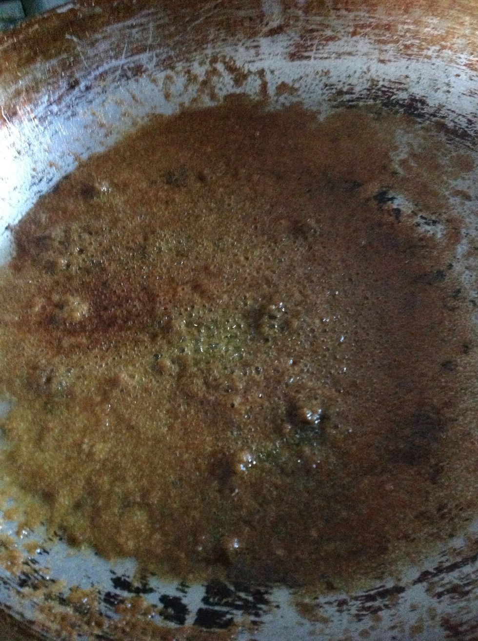 Fry the curry paste in some hot oil in a big big pan.