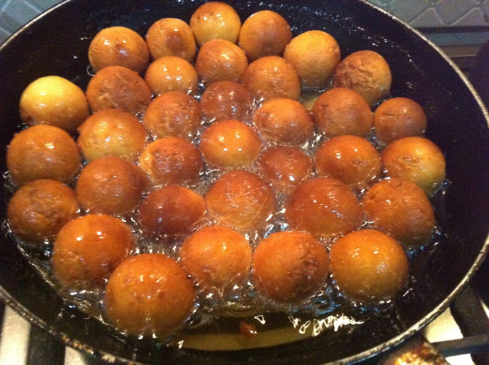 fry till you get your desired color .. dark brown or light brown as you wish